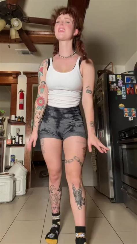 Sidney Summers's Porn Videos .